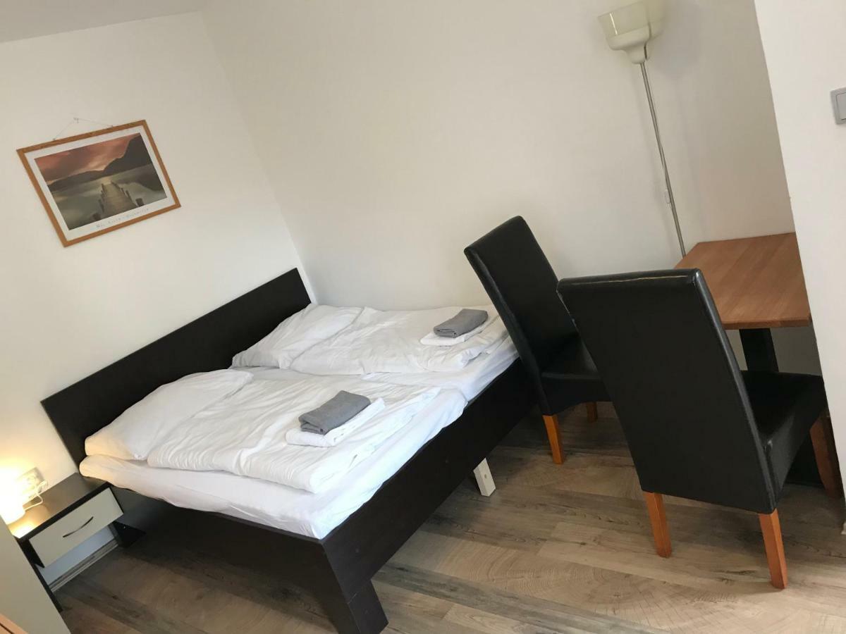 Penzion Nová Hospoda Praga Esterno foto